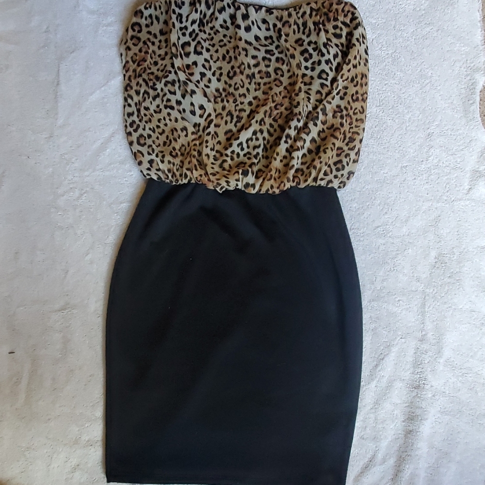 Leopard print bodycon party dress